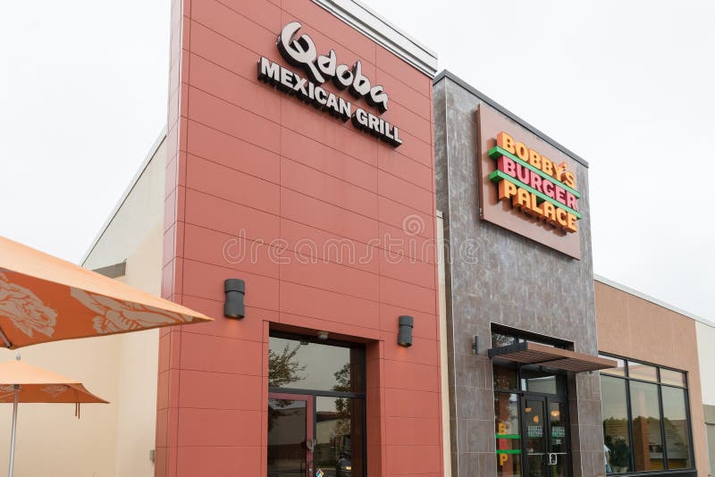 Mexikanisches Grilläußeres und -logo Qdoba lizenzfreie stockfotografie Mexikanisches Grilläußeres und -logo Qdoba lizenzfreie stockfotografie