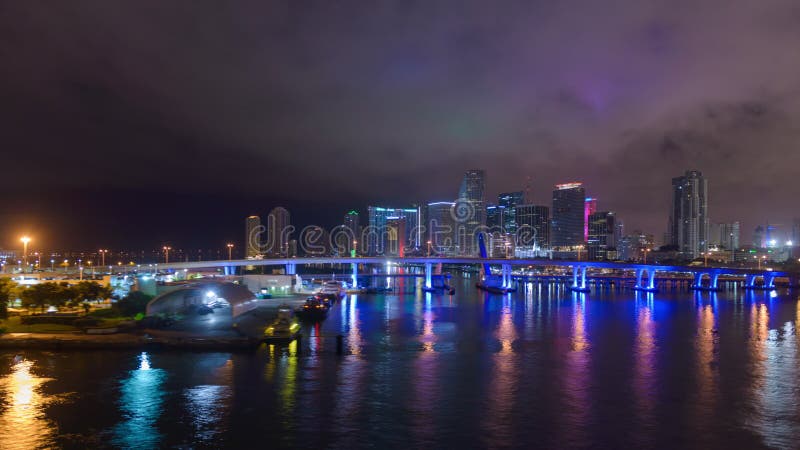 Miami Florida am Hafen und an der Skyline