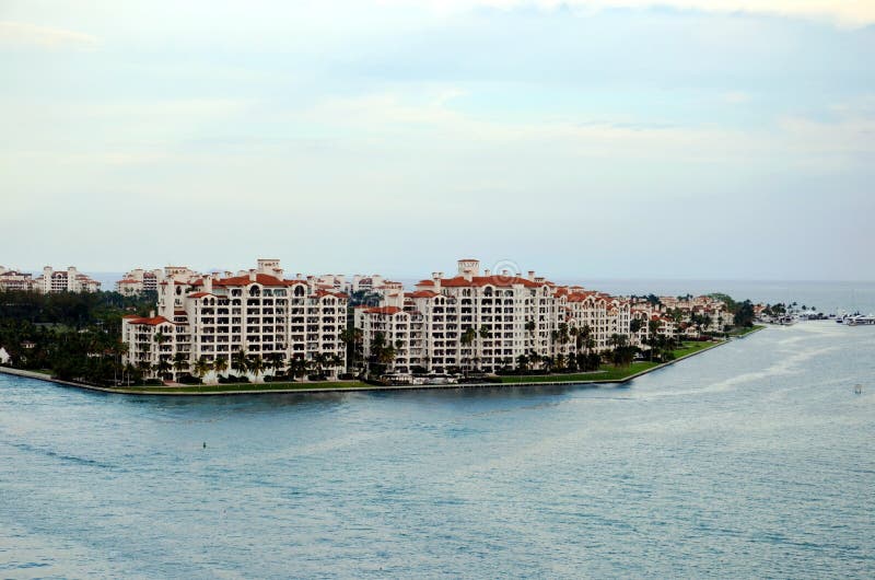 Miami, mening op Fisher Island royalty-vrije stock fotografie Miami, mening op Fisher Island royalty-vrije stock fotografie