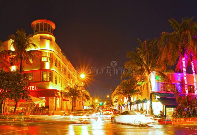 Miami Wyrzucać na brzeg Floryda, kolorowa nocy lata scena zdjęcie royalty free Miami Wyrzucać na brzeg Floryda, kolorowa nocy lata scena zdjęcie royalty free