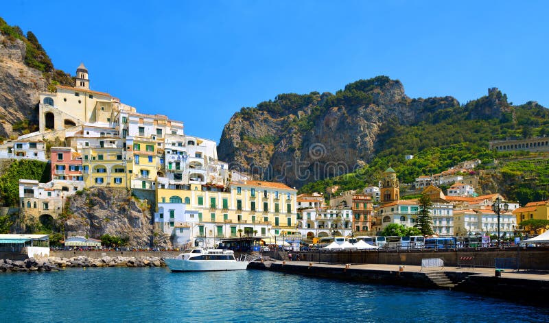 Miasto Amalfi, UNESCO światowego dziedzictwa miejsce, zatoka Salerno, Włochy obrazy stock Miasto Amalfi, UNESCO światowego dziedzictwa miejsce, zatoka Salerno, Włochy obrazy stock