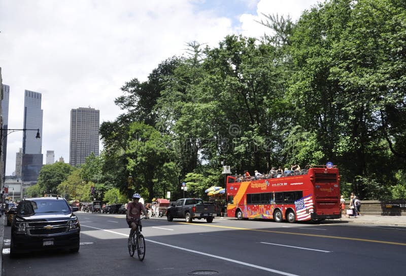 Miasto Nowy Jork, 1st Lipiec: Uliczny widok w środku miasta Manhattan od Miasto Nowy Jork w Stany Zjednoczone fotografia royalty free Miasto Nowy Jork, 1st Lipiec: Uliczny widok w środku miasta Manhattan od Miasto Nowy Jork w Stany Zjednoczone fotografia royalty free