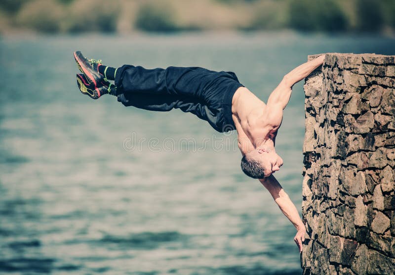Miastowi sprawność fizyczna treningu calisthenics fotografia royalty free Miastowi sprawność fizyczna treningu calisthenics fotografia royalty free