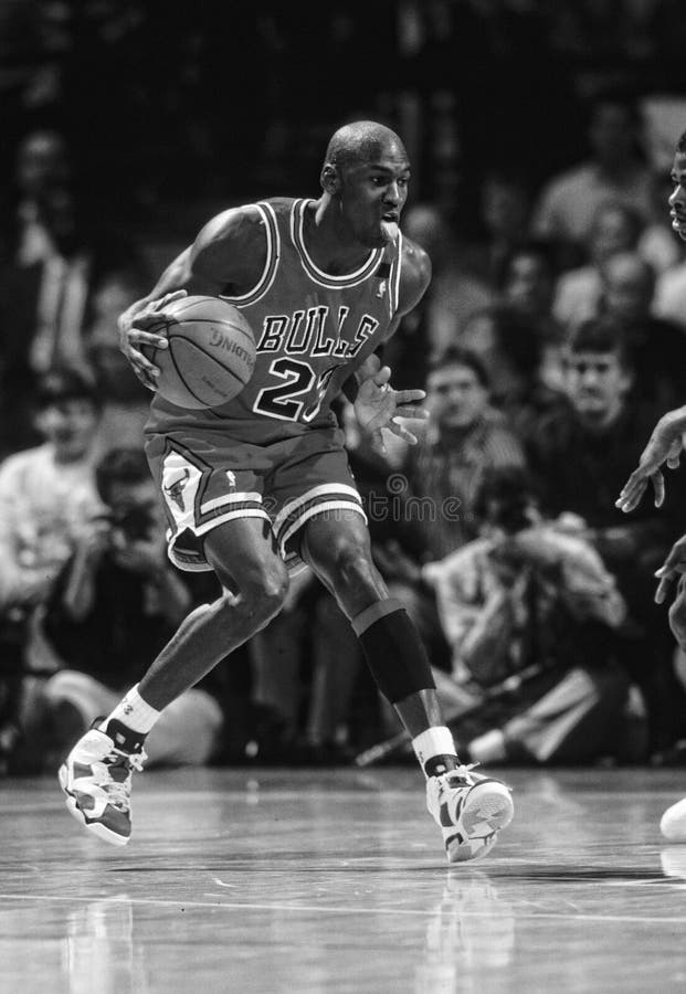 salami brydning Souvenir Michael Jordan Chicago Bulls Editorial Stock Photo - Image of floor,  basketballgame: 156072388