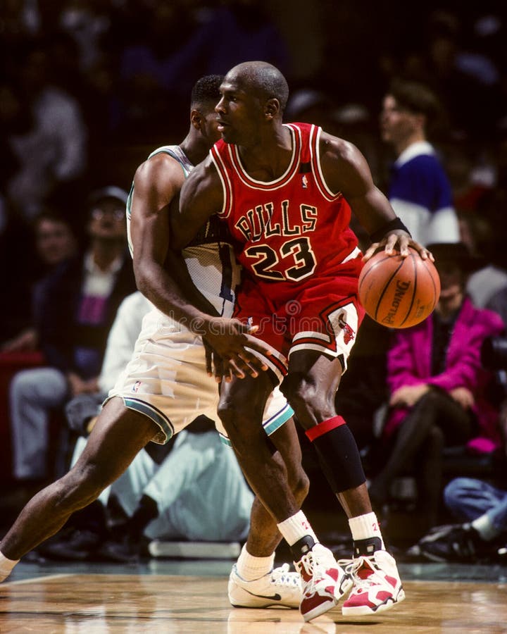 Michael Jordan Chicago Bulls Editorial Stock Photo - Image of dribble ...