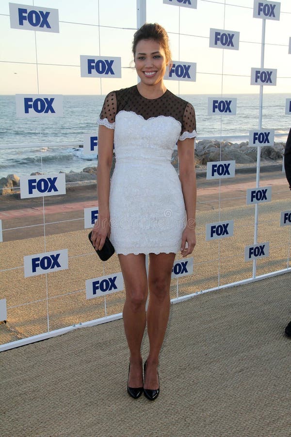 Michaela Conlin editorial photo. Image of castle, party - 25674851