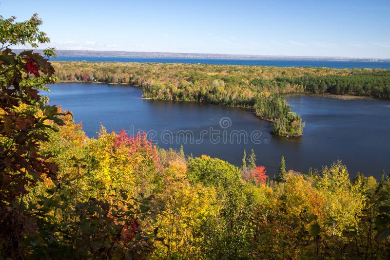 Michigan sceniska Autumn Panoramic Overlook arkivfoto Michigan sceniska Autumn Panoramic Overlook arkivfoto