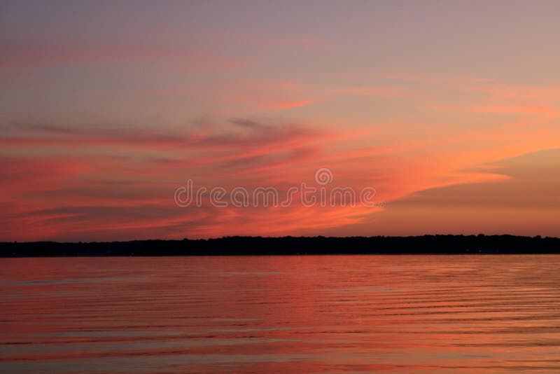 Michigansee-Sonnenuntergang-Himmel stockbilder Michigansee-Sonnenuntergang-Himmel stockbilder