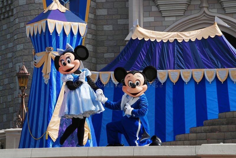 Mickey e Minnie no reino mágico