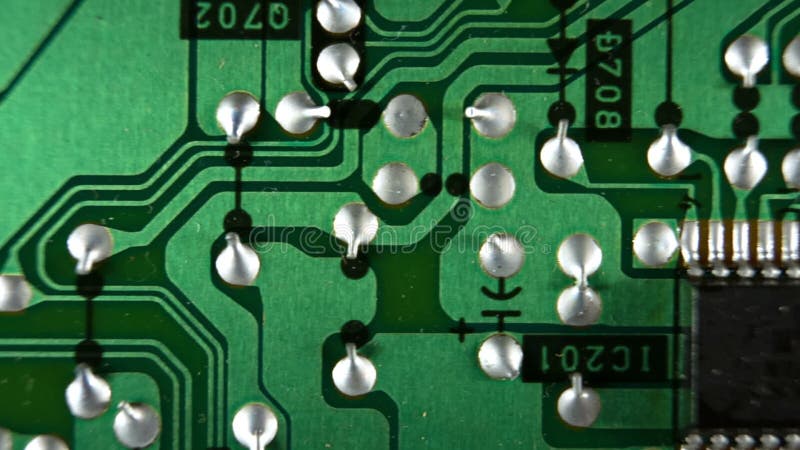 Microcircuit dans le mouvement