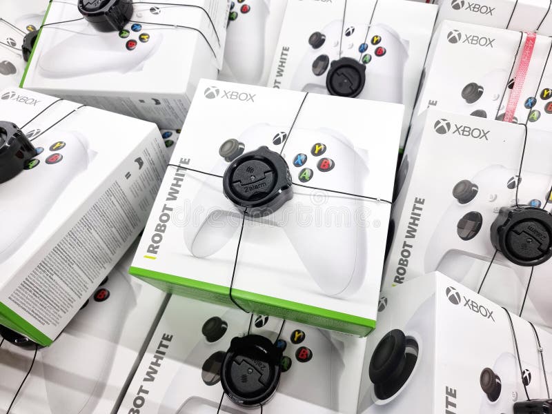 4+ Million Controle Xbox One Royalty-Free Images, Stock Photos & Pictures