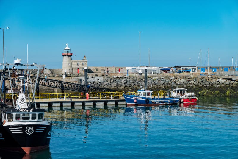 Middagmening van de mooie Howth-haven royalty-vrije stock afbeelding Middagmening van de mooie Howth-haven royalty-vrije stock afbeelding