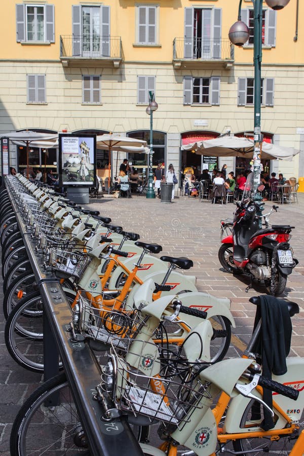 Mieten Sie Ein Fahrradfahrrad, Das In Berlin Bei Alexa