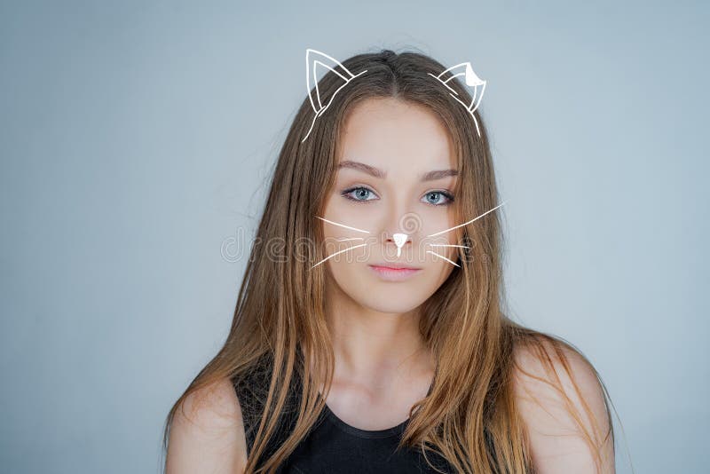 Miezekatze, Katze Nat?rliches sch?nes des Frauenportr?ts Portrait eines sch?nen M?dchens im Studio Aufstellung für Hochschulfoto stockbilder Miezekatze, Katze Nat?rliches sch?nes des Frauenportr?ts Portrait eines sch?nen M?dchens im Studio Aufstellung für Hochschulfoto stockbilder