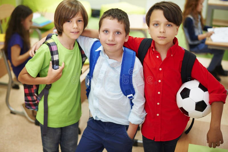 Migliori compagni nell'aula immagine stock