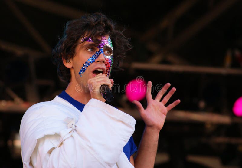 Mika in Bestival 2009 stock afbeelding Mika in Bestival 2009 stock afbeelding