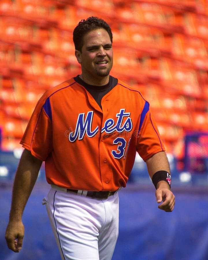 Roger Cedeno, New York Mets Editorial Stock Photo - Image of view
