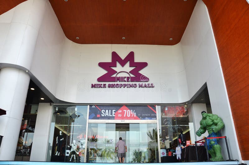 Mike Shopping Mall a Pattaya, Thailandia immagini stock libere da diritti