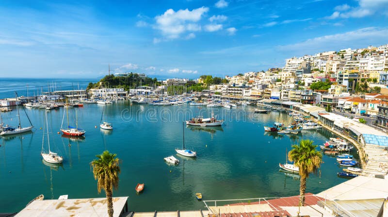 Mikrolimano marina i Piraeus, Aten, Grekland arkivbilder Mikrolimano marina i Piraeus, Aten, Grekland arkivbilder