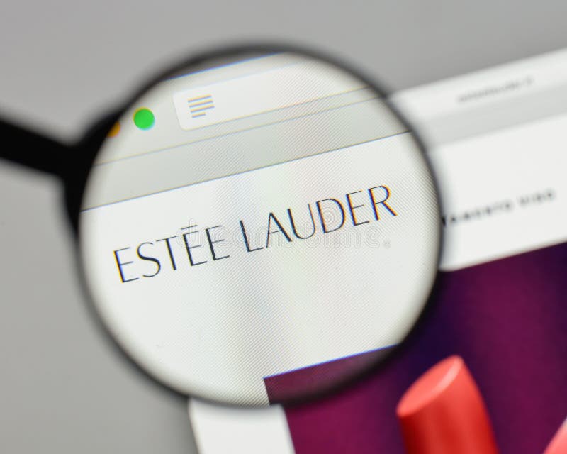 759 Estée Lauder Companies Stock Photos, High-Res Pictures, and