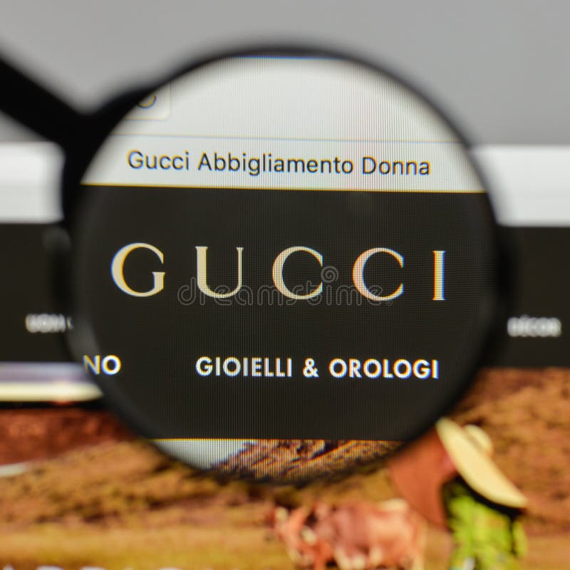 2,111 Gucci Logo Images, Stock Photos, 3D objects, & Vectors