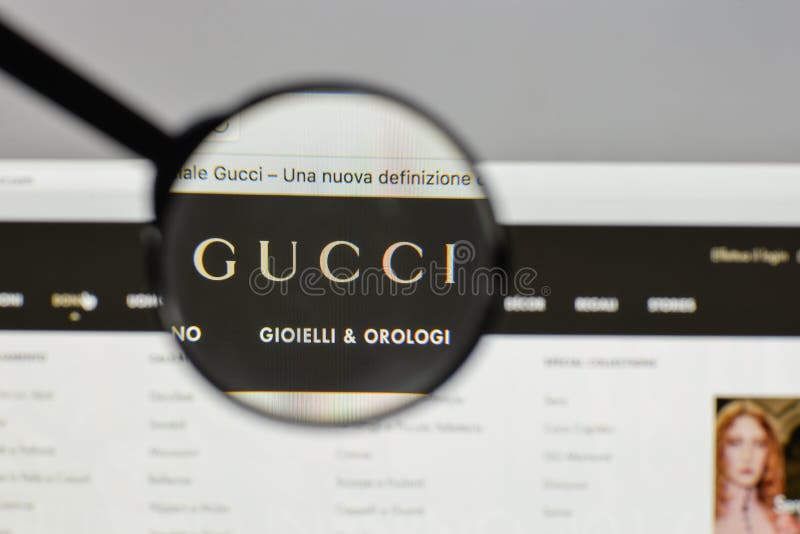 810 Gucci Logo Stock Photos - Free & Royalty-Free Stock Photos from  Dreamstime