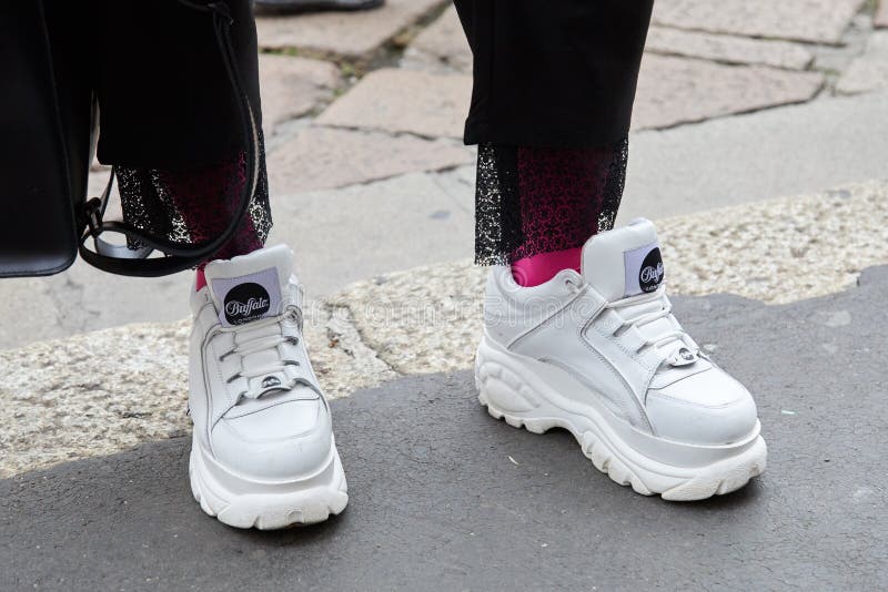Buffalo London NWOT Vegan Light Rose Pink Corin Low Platform Trainer  Sneakers 9 | eBay