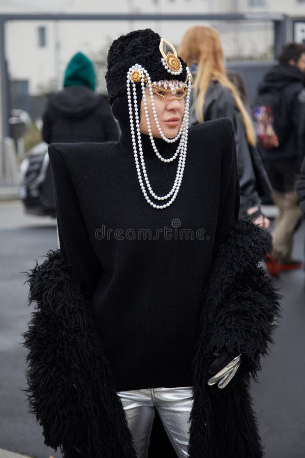 Woman with Black Chanel Leather and Fur Coat before Reshake Fashion Show,  Milan Fashion Week Editorial Image - Image of chanel, look: 194029245