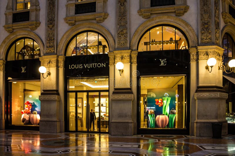 Louis Vuitton Shop Milan Italy Stock Photo - Download Image Now