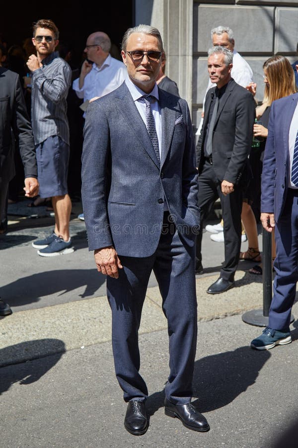 Mads Mikkelsen before Giorgio Armani Fashion Show, Milan Editorial ...