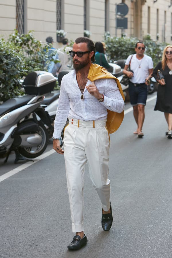 Man With White Shirt And Trousers Walking Before Versace Fashion Show,  Milan Fashion Week Street Editorial Stock Image - Image Of Editorial,  People: 194263604