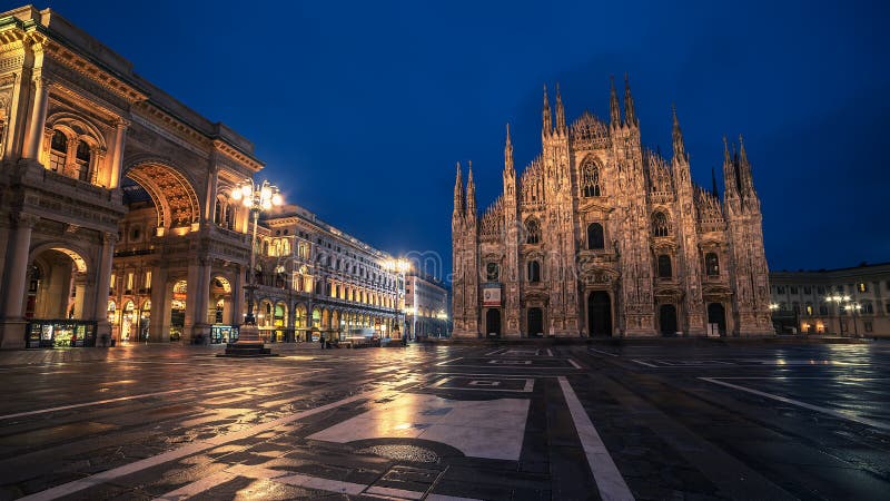 Milan, Italy: Piazza Del Duomo, Cathedral Square Stock Photo - Image of ...