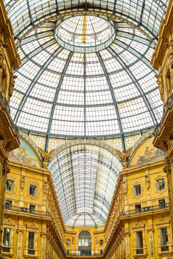 Milan, Vittorio Emanuele II urban gallery, Italian architecture. royalty free stock photo Milan, Vittorio Emanuele II urban gallery, Italian architecture. royalty free stock photo