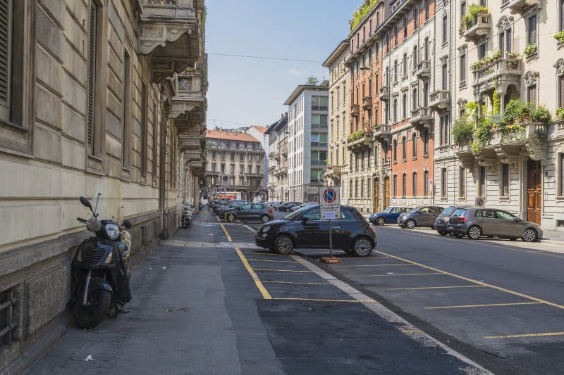 Milano City Centre Street View Editorial Stock Image - Image of ...