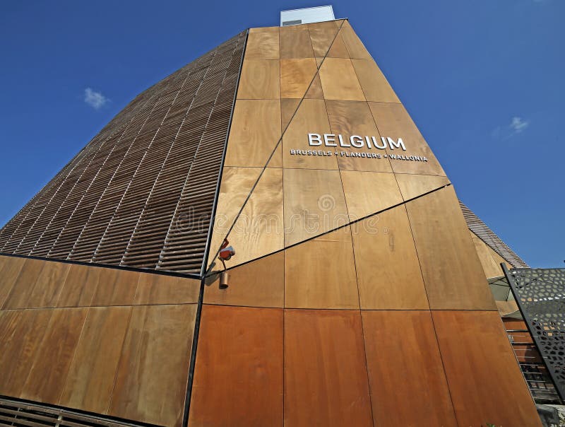Milano, Italia - 8 settembre 2015 EXPO MILANO Il Belgio Pavilio immagine stock Milano, Italia - 8 settembre 2015 EXPO MILANO Il Belgio Pavilio immagine stock