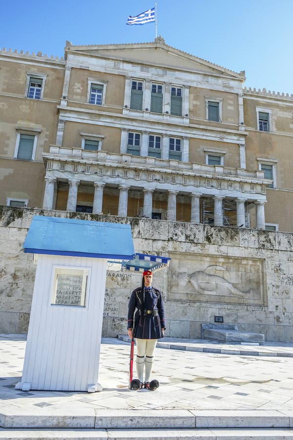 Militair in Syntagmavierkant bij het Griekse Parlement, Athene, Griekenland stock afbeeldingen Militair in Syntagmavierkant bij het Griekse Parlement, Athene, Griekenland stock afbeeldingen