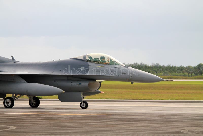 Militär kämpenivå för USA på den Florida flygvapengrunden