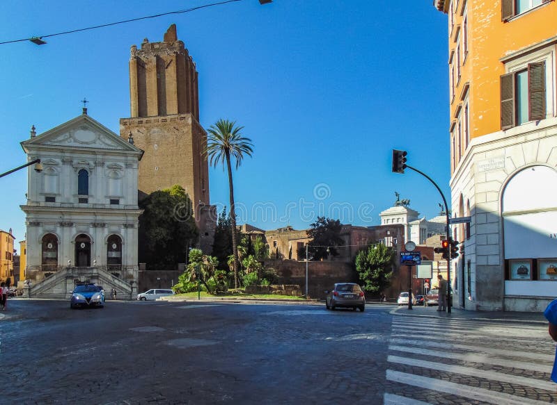 Miliz-Turm und Militärkathedrale von Santa Caterina da Siena stockbild Miliz-Turm und Militärkathedrale von Santa Caterina da Siena stockbild