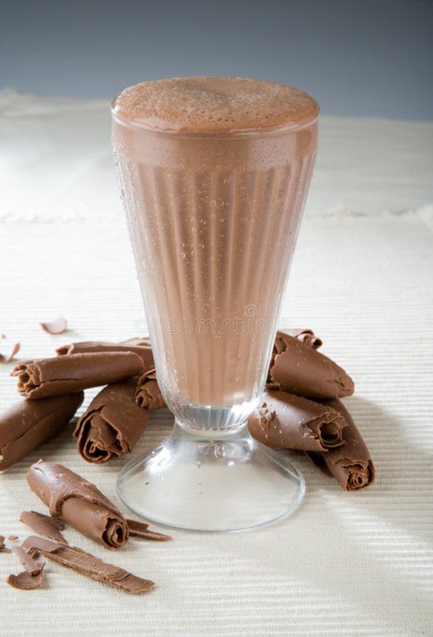 Milkshake del chocolate imagen de archivo libre de regalías Milkshake del chocolate imagen de archivo libre de regalías