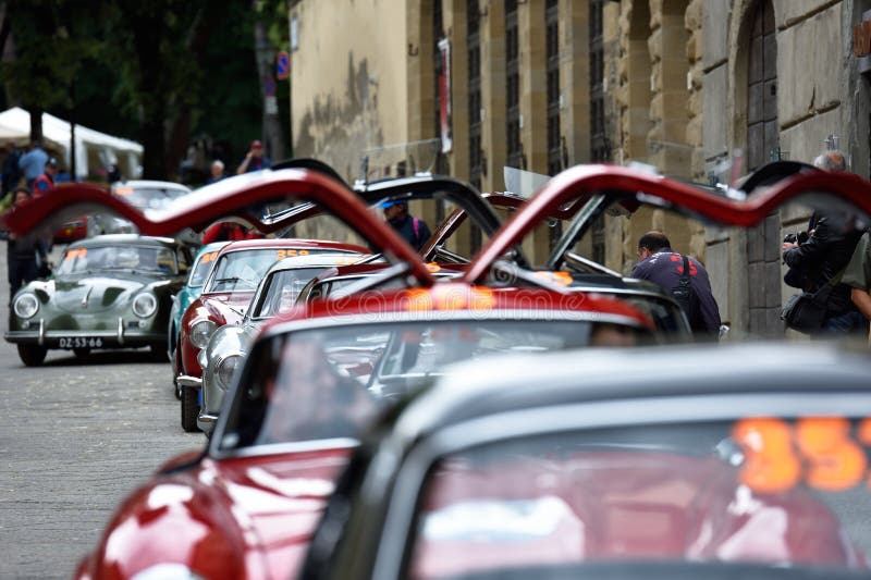 Mille miglia historyczna rasa, Włochy VIII fotografia stock Mille miglia historyczna rasa, Włochy VIII fotografia stock