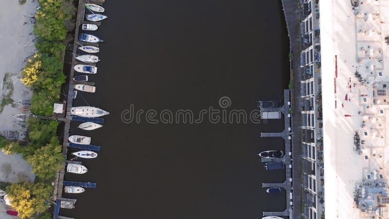 Milwaukee river in downtown, harbor districts of Milwaukee, Wisconsin, United States. Real estate, condos in downtown. Aerial view royalty free stock images Milwaukee river in downtown, harbor districts of Milwaukee, Wisconsin, United States. Real estate, condos in downtown. Aerial view royalty free stock images
