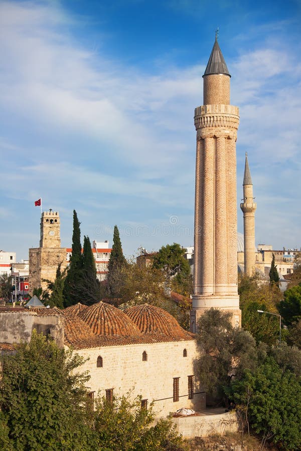 Minare d'Antalya Yivli Minare d'Antalya Yivli
