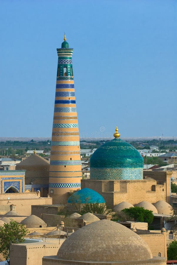 Minarete na cidade antiga de Khiva