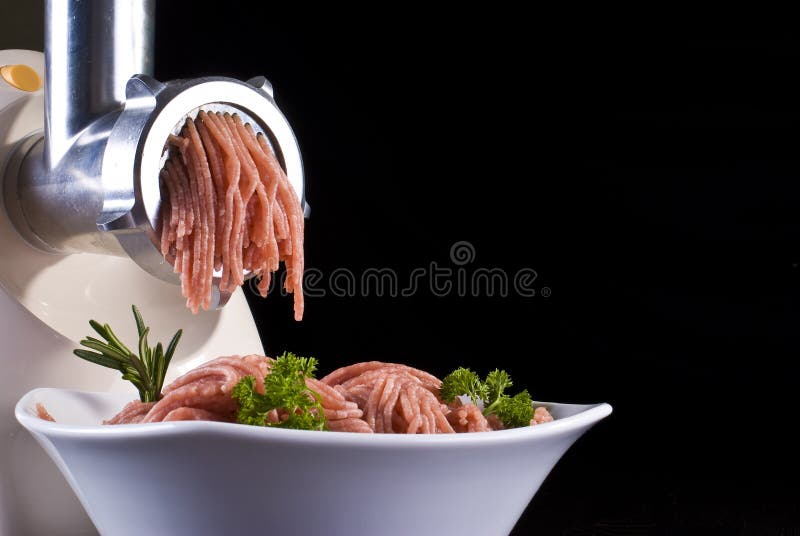 Mince and meat grinder