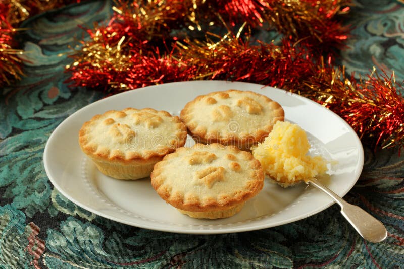 Mince Pies With Brandy stock photo. Image of pastry, holly 11147022