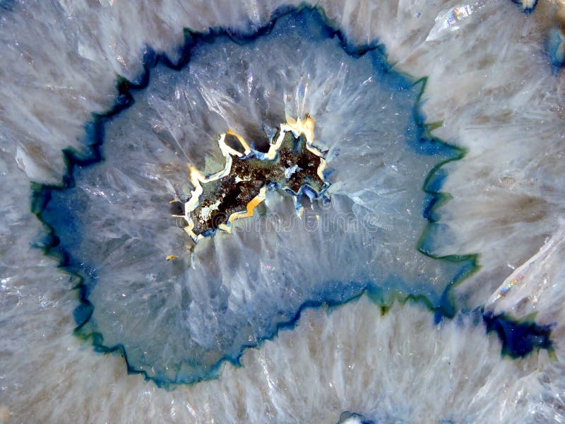 Mineral azul de la geoda imagenes de archivo Mineral azul de la geoda imagenes de archivo