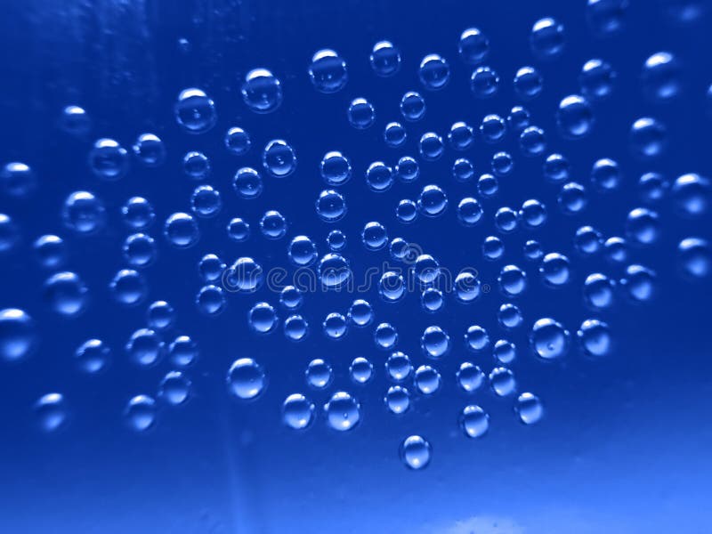 Mineral water bubbles