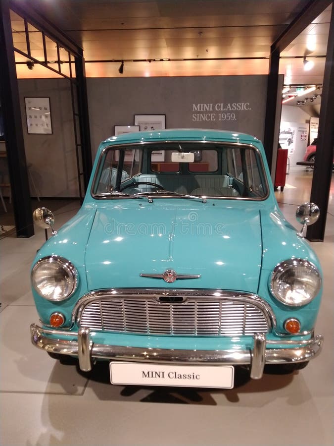 Mini Classic en azul claro desde 1959 imagen de archivo