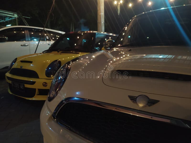 Mini Cooper Fans editorial image. Image of john, cooper 264786340