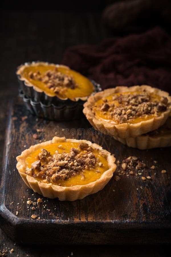 Download Mini Empanada De La Calabaza Imagen de archivo - Imagen de pasteles, homemade: 100527975